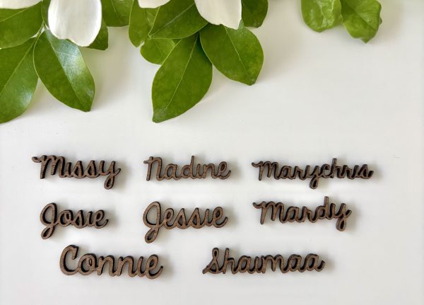 Personalized Wooden Place Cards – A Touch of Elegance at Every Seat
