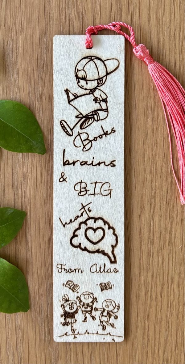 Personalized Wooden Bookmarks – A Thoughtful Gift with a Personal Touch